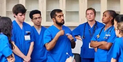 Medical Internships for Undergraduate Students