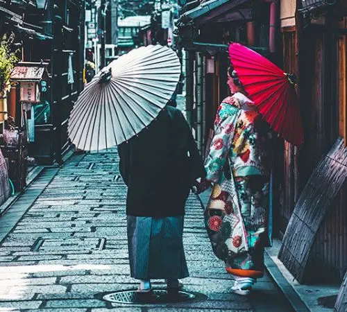 10 Sensei-tional Scholarships to Study Abroad in Japan