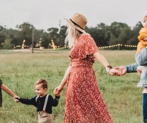 Top Places to Volunteer Abroad as a Family