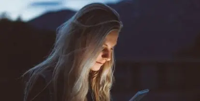 how to avoid scams when volunteering