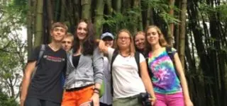 Maximo Nivel high school students