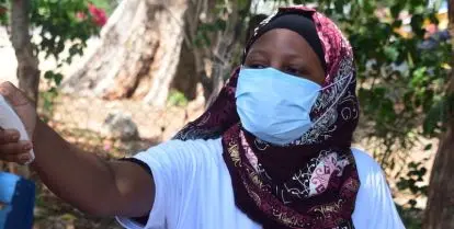 how to get clinical experience before med school