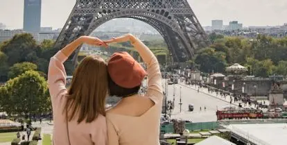 why study fashion abroad